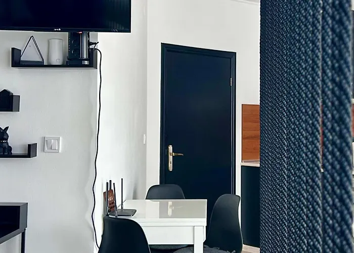 Karolina 65 * Slăntjev Brjag